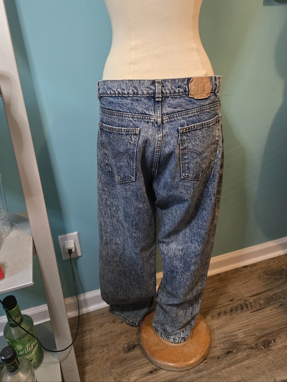 Authentic 1980's Levi's 505 Acid Wash Jeans with Paper Tag - Picture 3 of 7